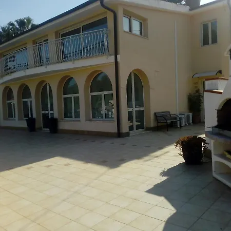 Apartment Isola Del Sole Syracuse